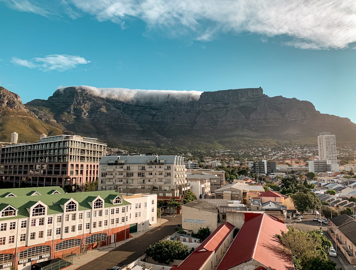 Table Mountain with cloud over Cape Town in summer — South Africa in December